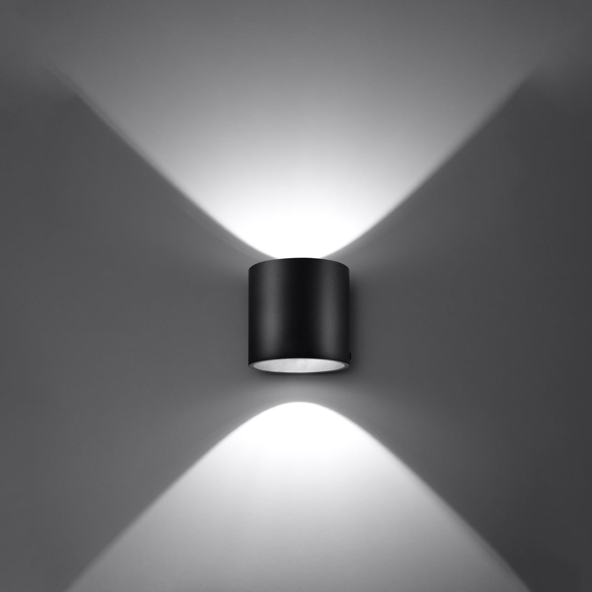[EXP] Applique Murale Cylindrique en Aluminium Noir Mat