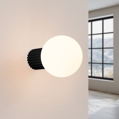 Applique Murale Halo Noir IP44 en Aluminium Nervuré