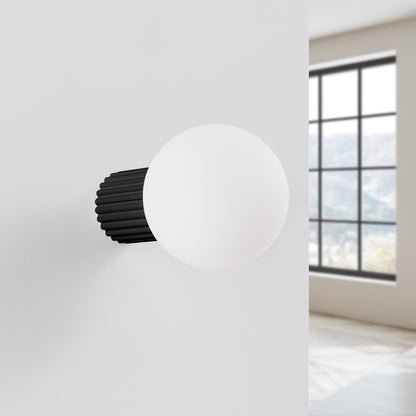 Applique Murale Halo Noir IP44 en Aluminium Nervuré
