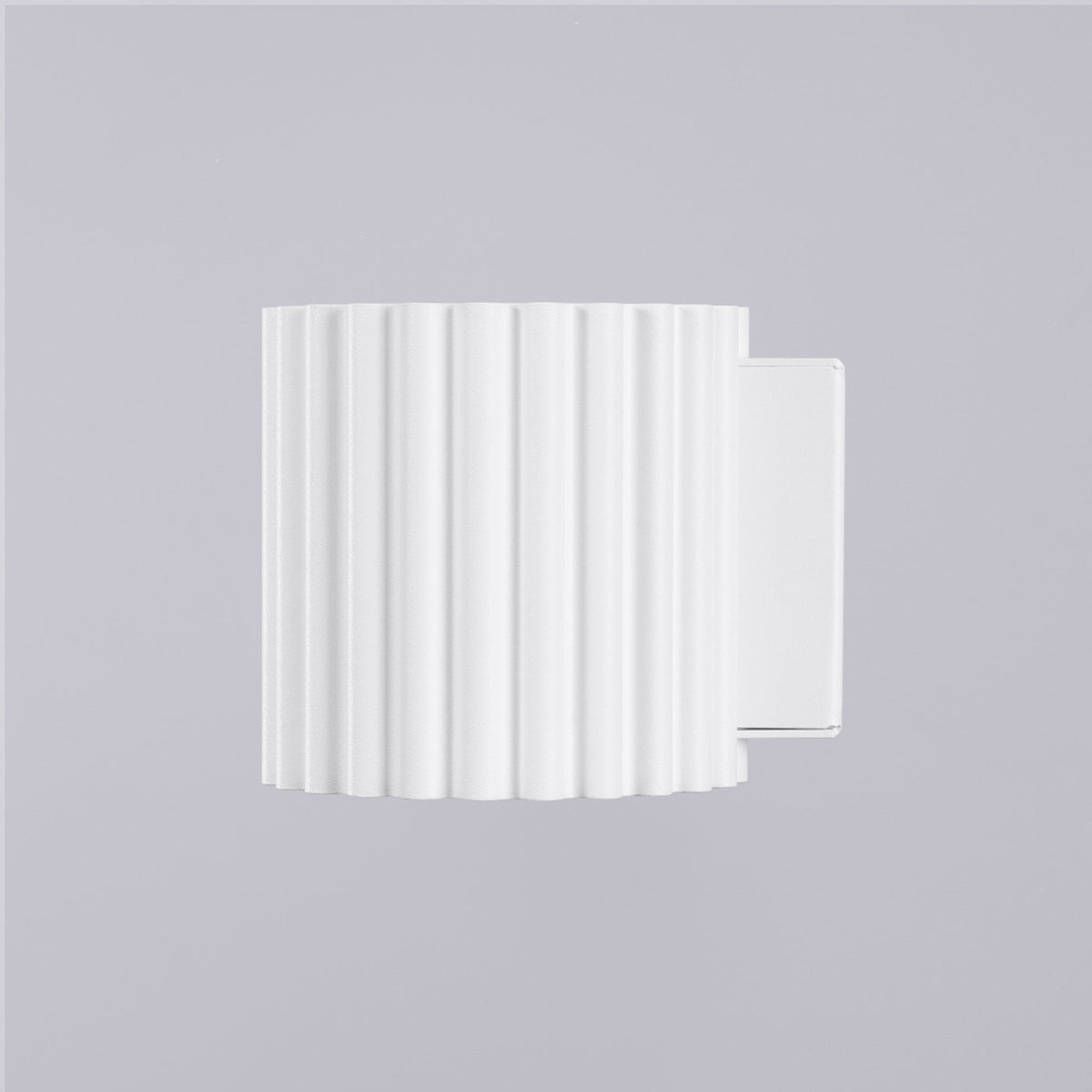 Applique murale Aura cannelée aluminium blanc