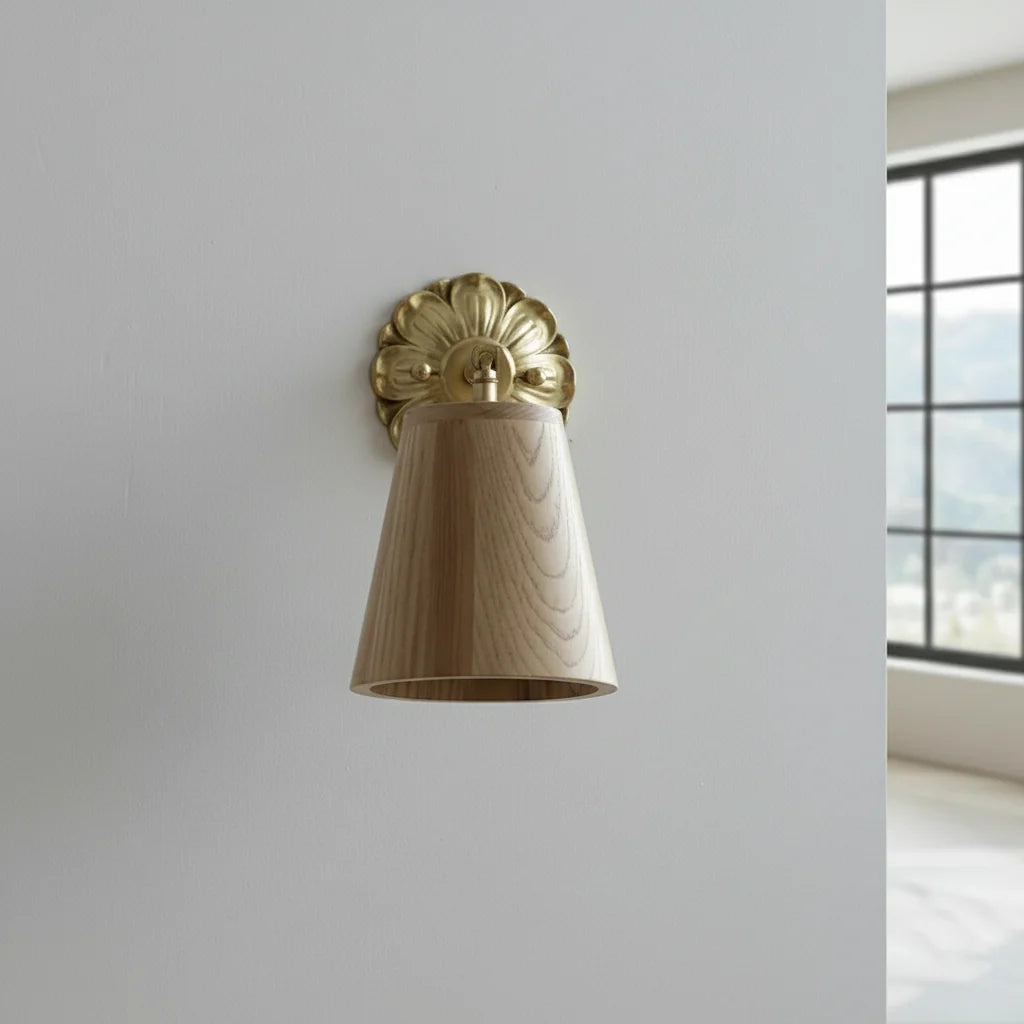 Applique Murale Bois de Frêne et Laiton Orientable, Abat-jour Conique