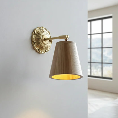 Applique Murale Bois de Frêne et Laiton Orientable, Abat-jour Conique