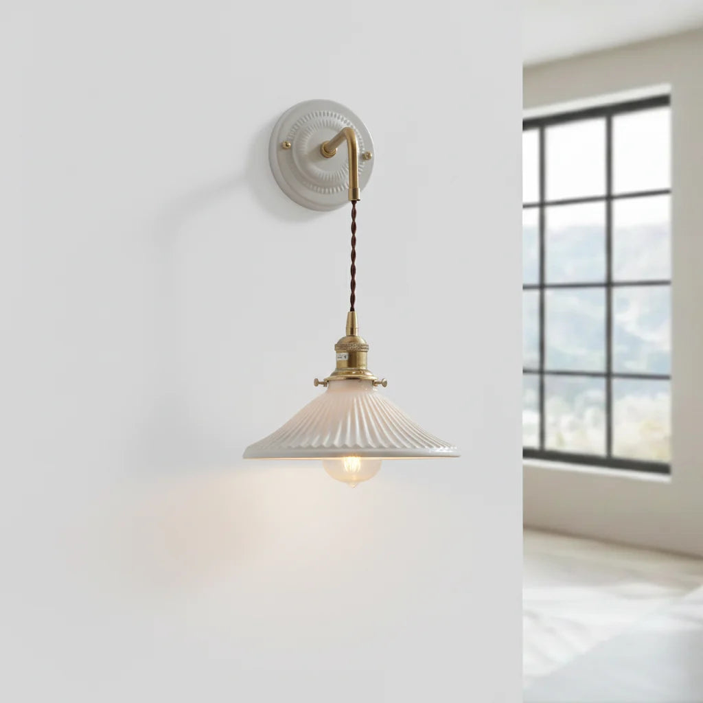 Applique Murale Céramique Plissée Suspendue, Bras Laiton