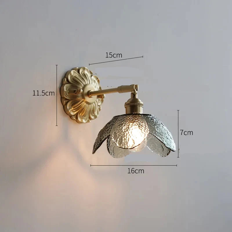 Applique Murale Fleur Orientable en Verre Texturé et Laiton