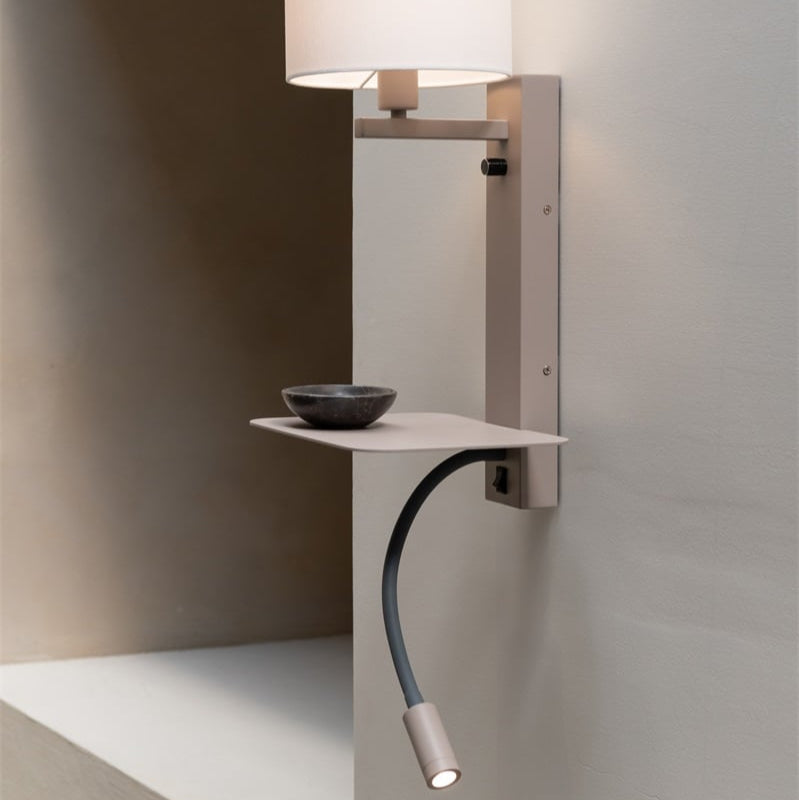 Applique Murale Florence avec Lampe de Lecture Sable et Blanc en Fer et Coton