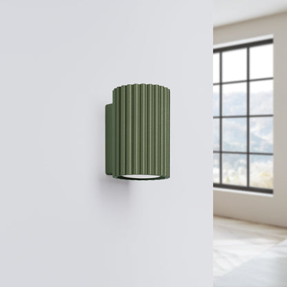 Applique Murale Oslo 10 cm en Aluminium Cannelé Vert Olive