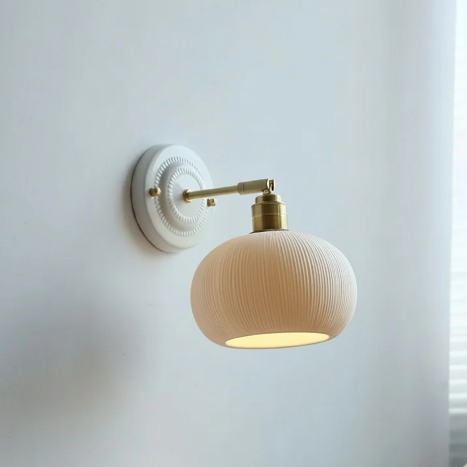 Applique Murale Ronde en Céramique Rainurée Crème