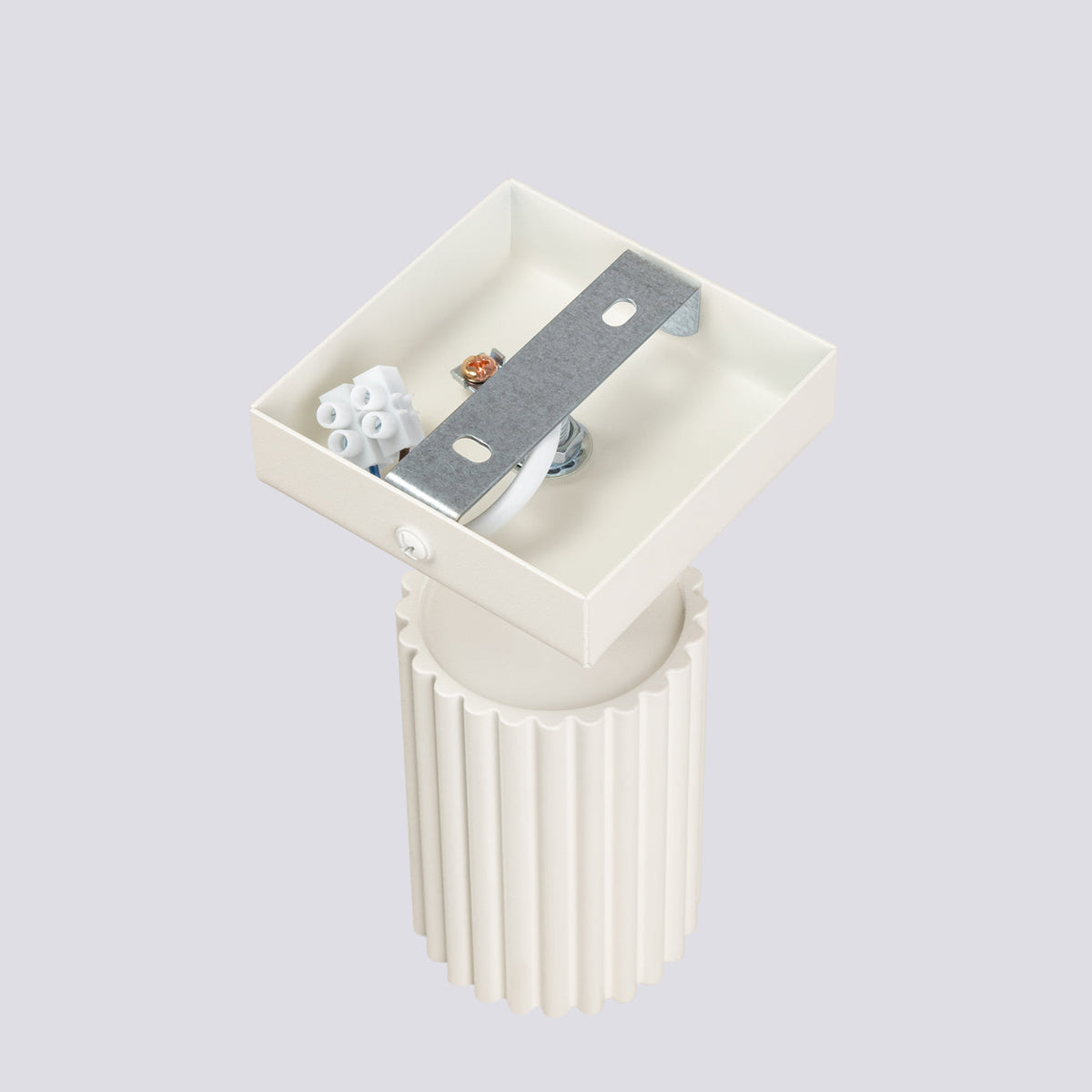 Applique Murale Orientable Oslo en Aluminium Cannelé Beige