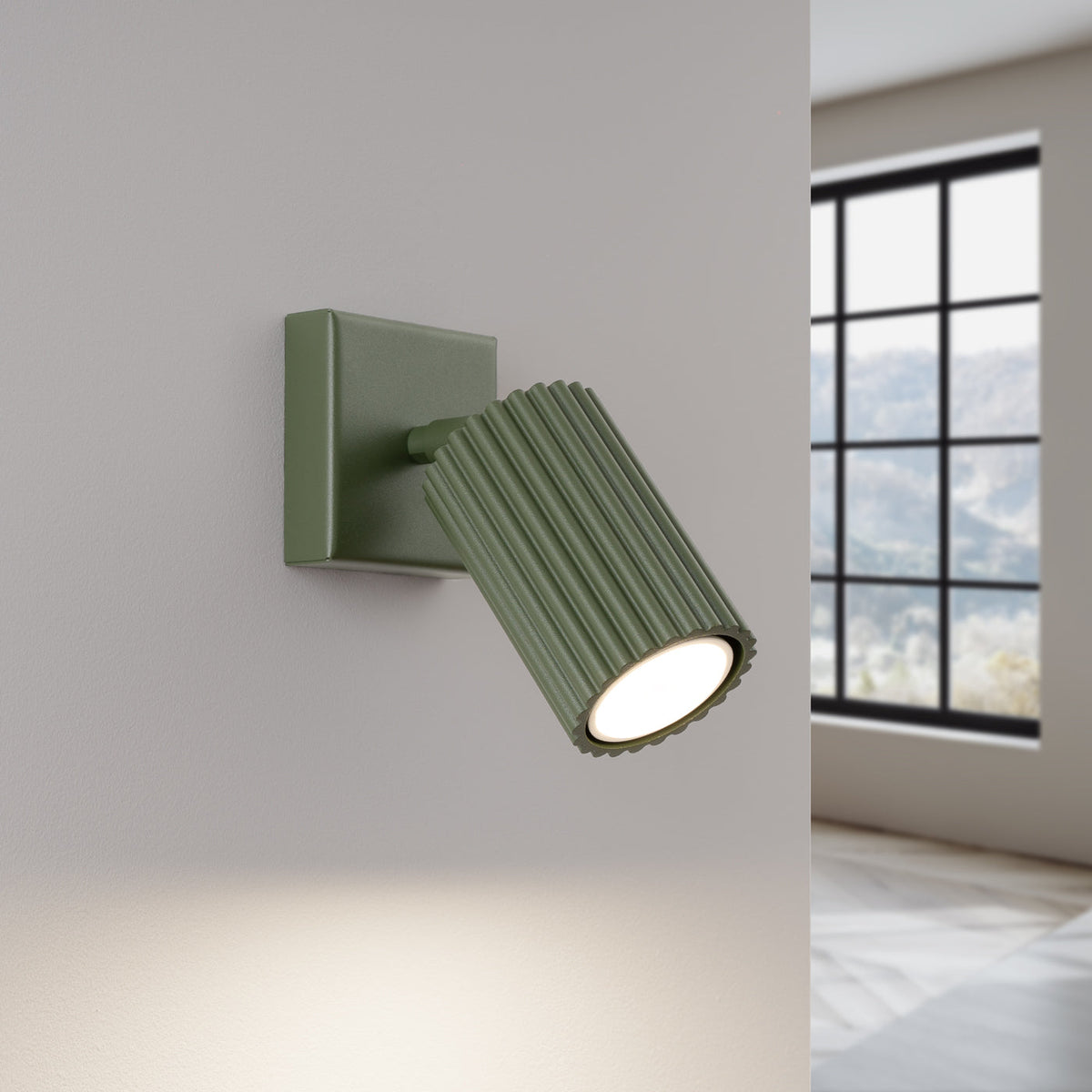 Applique Murale Orientable Oslo en Aluminium Cannelé Vert Olive